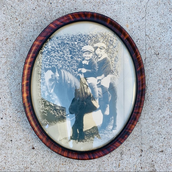 Other - ANTIQUE PHOTOGRAPHY OVAL CONVEX BUBBLE GLASS